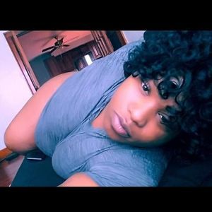 Meet your Posher, Tay